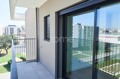 Apartamento T1 para Arrendamento em Paranhos