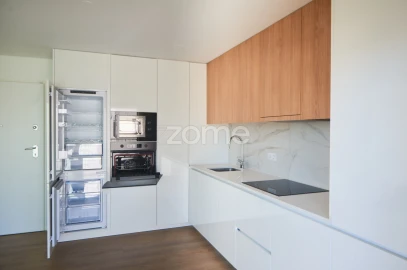 Apartamento T1 para Arrendamento em Paranhos