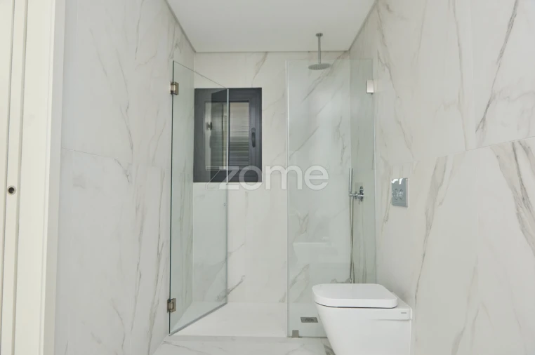 Apartamento T1 para Arrendamento em Paranhos Foto 4