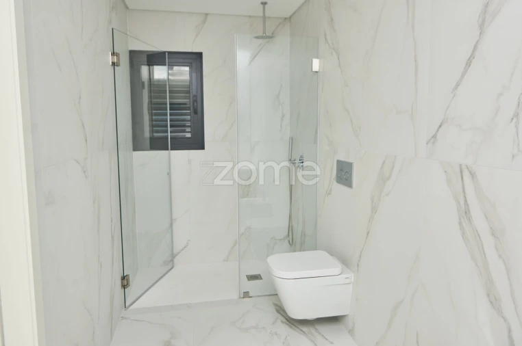 Apartamento T1 para Arrendamento em Paranhos Foto 39