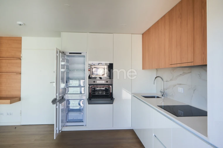 Apartamento T1 para Arrendamento em Paranhos Foto 23