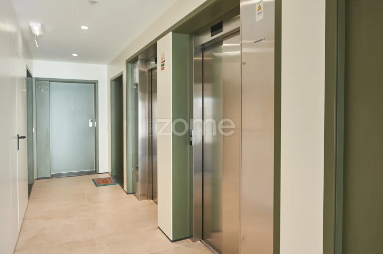 Apartamento T1 para Arrendamento em Paranhos Foto 12