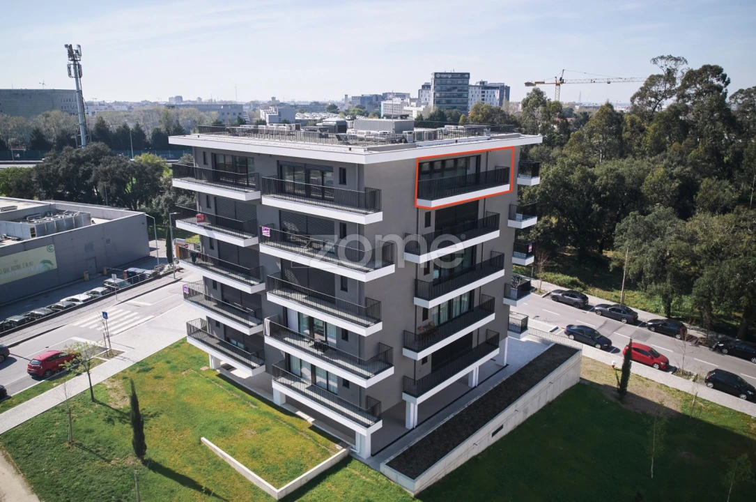 Apartamento T1 para Arrendamento em Paranhos Foto 16