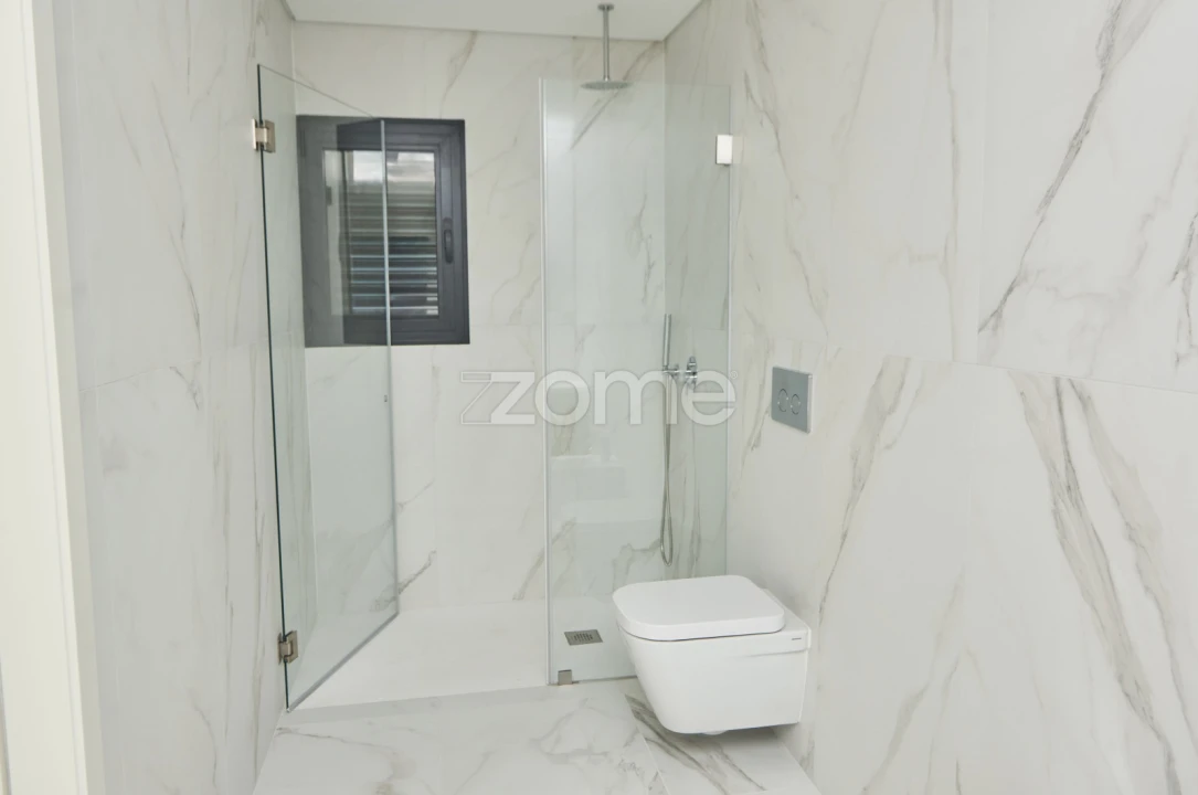Apartamento T1 para Arrendamento em Paranhos Foto 39