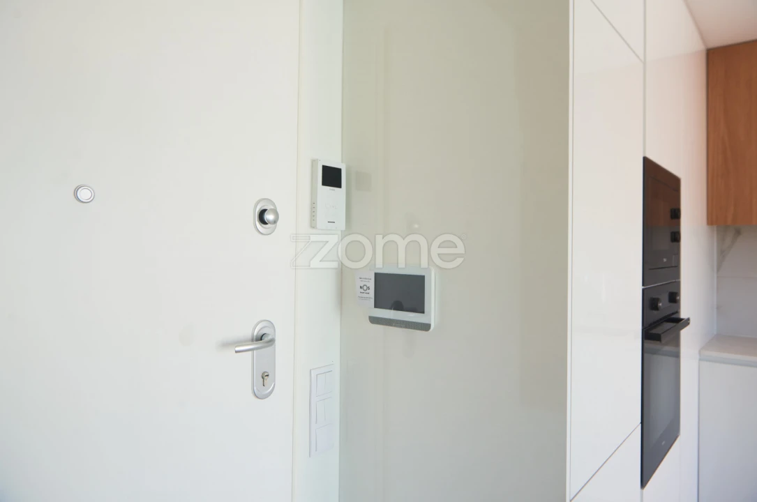 Apartamento T1 para Arrendamento em Paranhos Foto 40