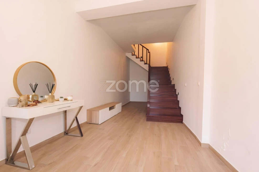 Moradia T3 para Venda em Rosto do Cão (São Roque) Foto 6