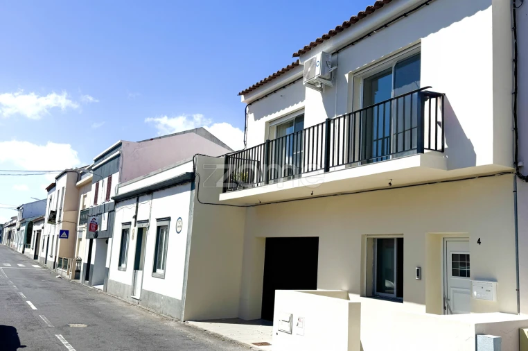 Moradia T3 para Venda em Rosto do Cão (São Roque) Foto 3