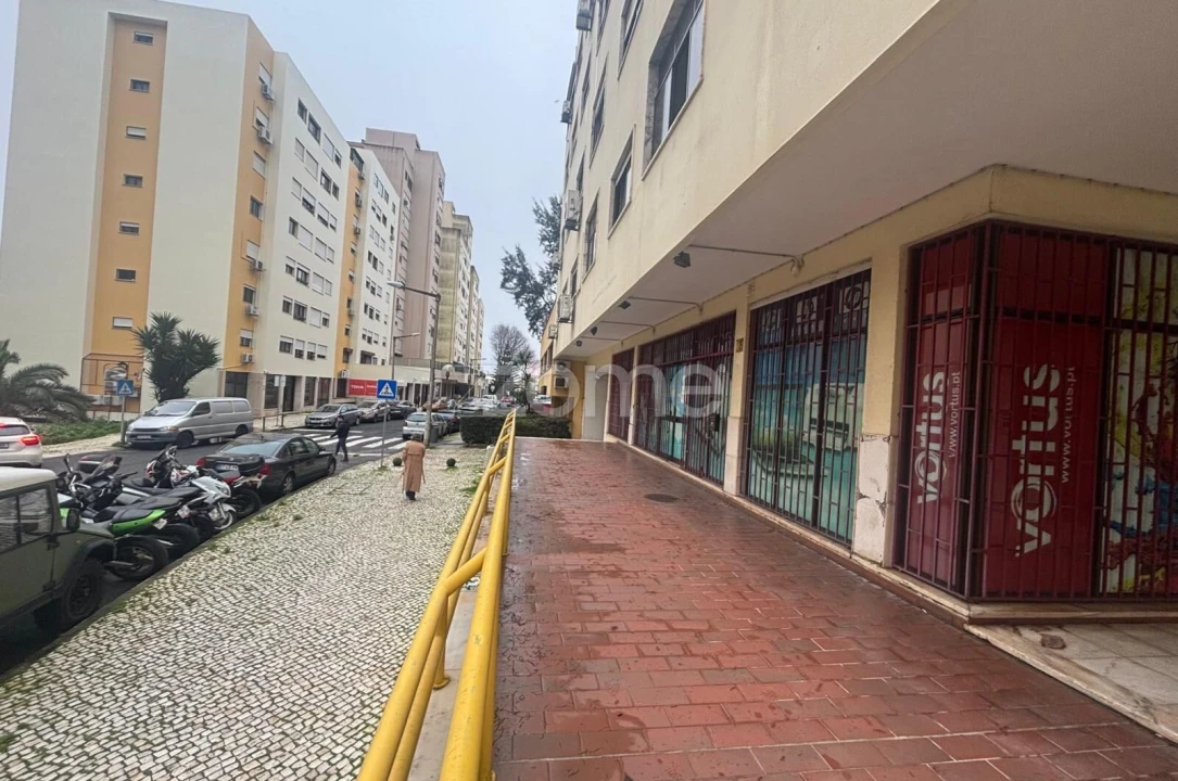 Negócio para Venda em Benfica Foto 15