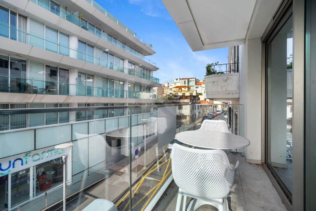 Apartamento T1 para Arrendamento em Funchal (Se) Foto 13