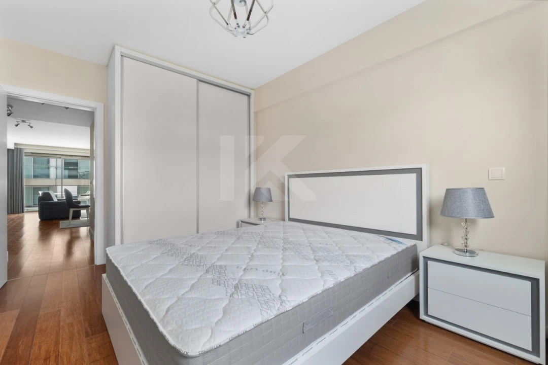 Apartamento T1 para Arrendamento em Funchal (Se) Foto 11