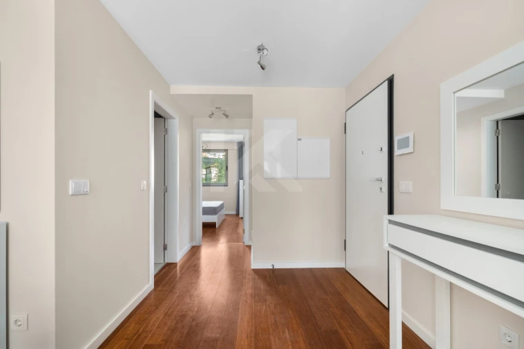 Apartamento T1 para Arrendamento em Funchal (Se) Foto 9