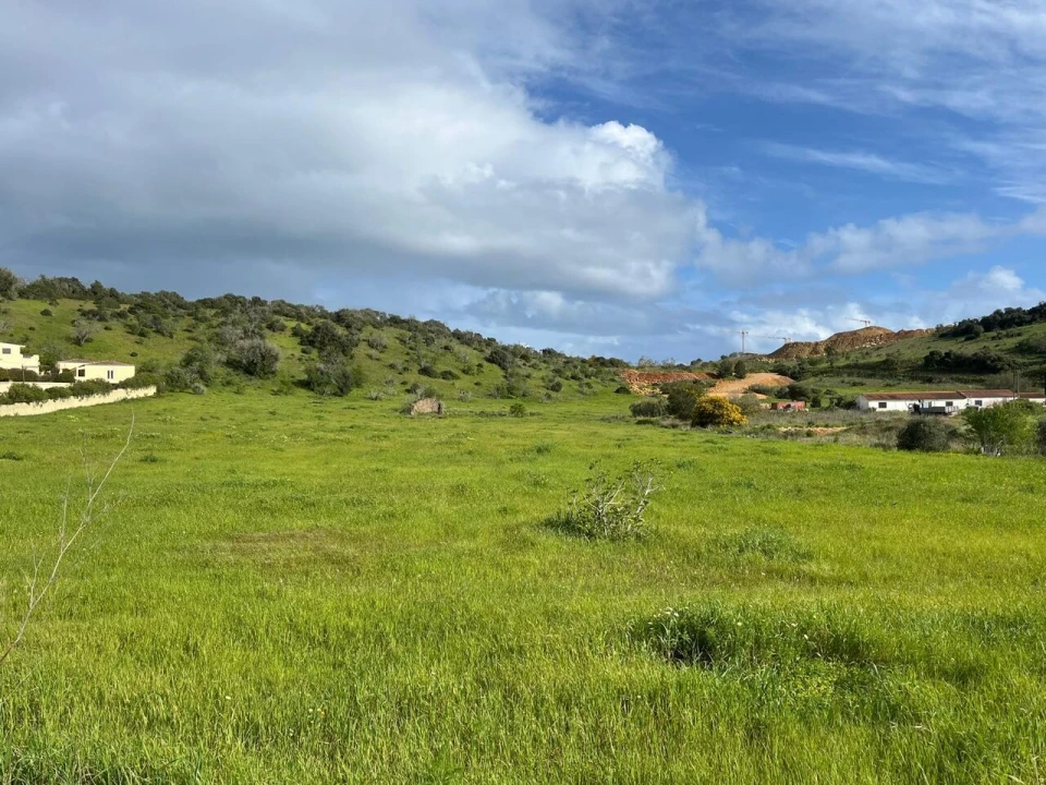 Terreno para Venda em Lagos (São Sebastião e Santa Maria) Foto 18