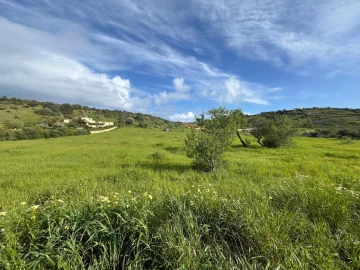 Terreno para Venda em Lagos (São Sebastião e Santa Maria)