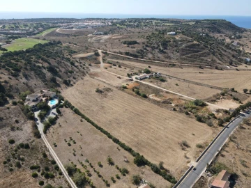 Terreno para Venda em Lagos (São Sebastião e Santa Maria)