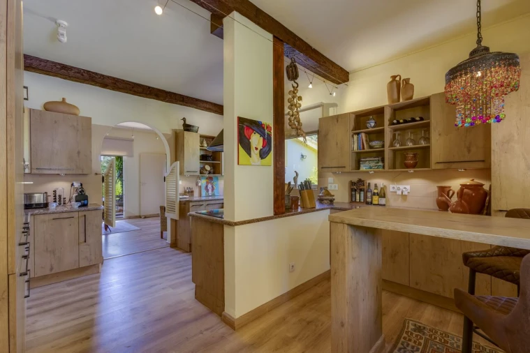 Moradia T4 para Venda em Bensafrim e Barão de São João Foto 11