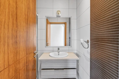 Moradia T3 para Venda em Luz