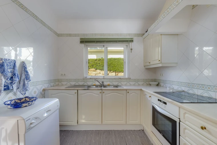 Moradia T2 para Venda em Budens Foto 12