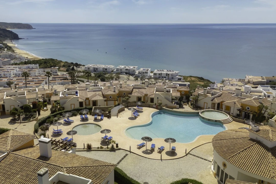 Moradia T2 para Venda em Budens Foto 6