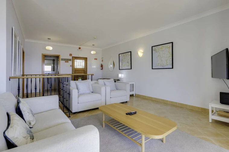 Moradia T2 para Venda em Budens Foto 9