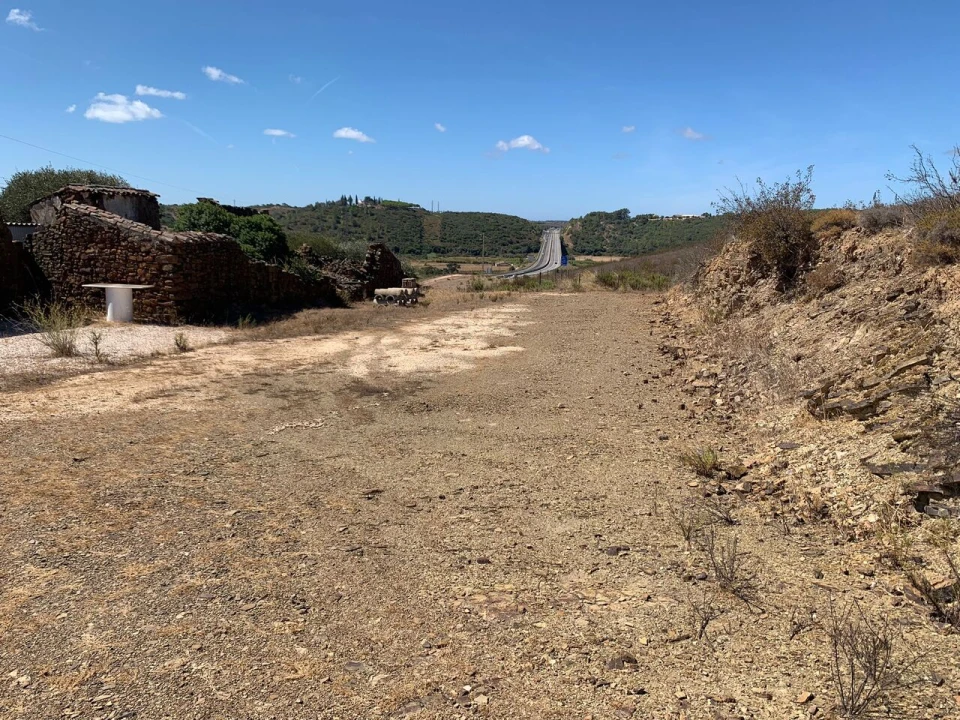 Terreno para Venda em Odiaxere Foto 9