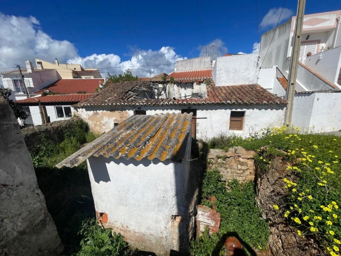 Moradia T0 para Venda em Luz Foto 3