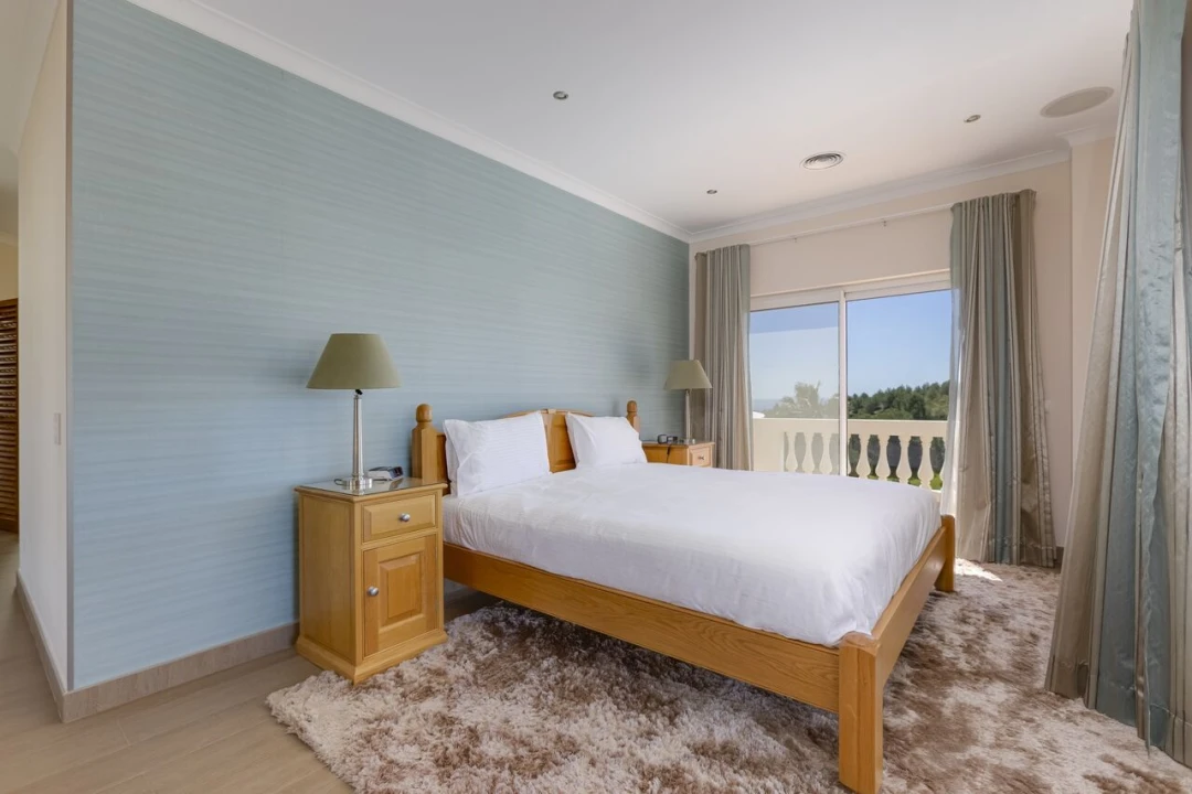 Moradia T4 para Venda em Budens Foto 31