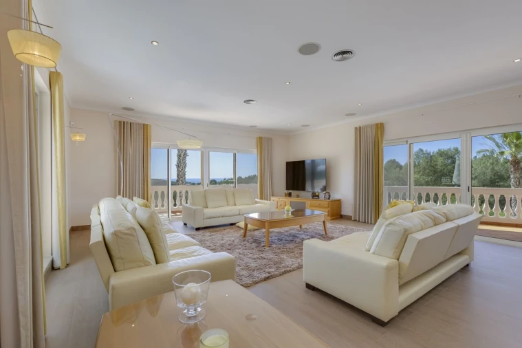 Moradia T4 para Venda em Budens Foto 4