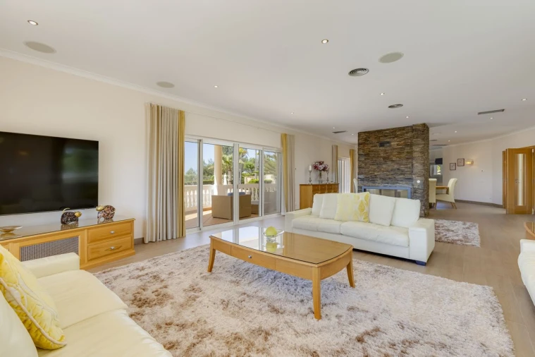 Moradia T4 para Venda em Budens Foto 8