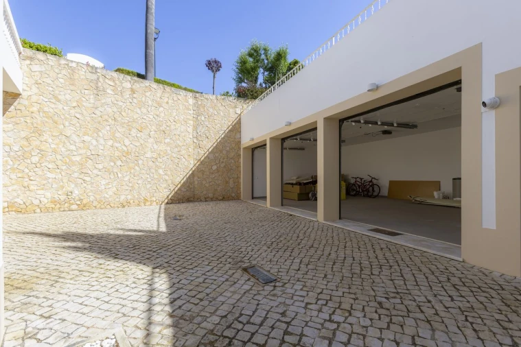 Moradia T4 para Venda em Budens Foto 37