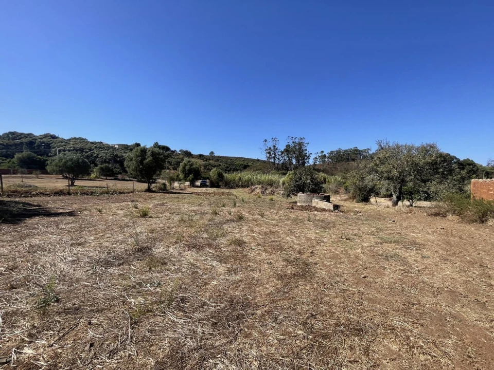 Terreno para Venda em Bensafrim e Barão de São João Foto 16