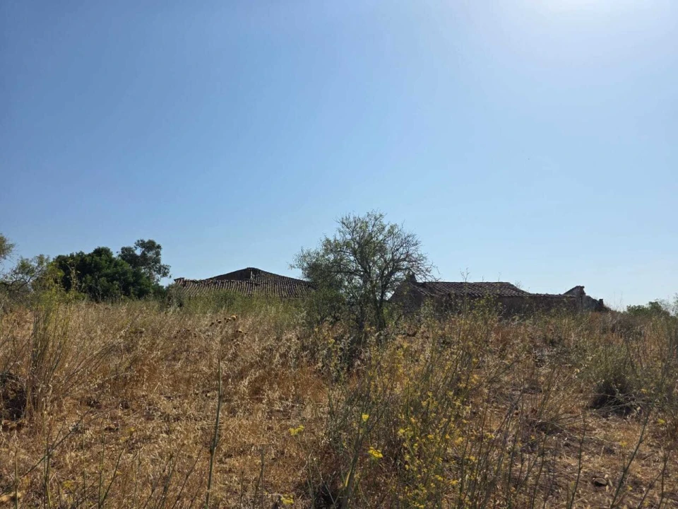 Terreno para Venda em Bensafrim e Barão de São João Foto 12