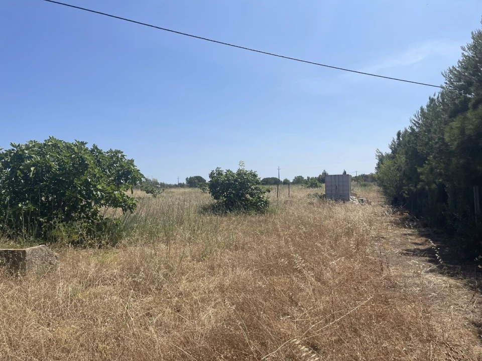 Terreno para Venda em Bensafrim e Barão de São João Foto 5