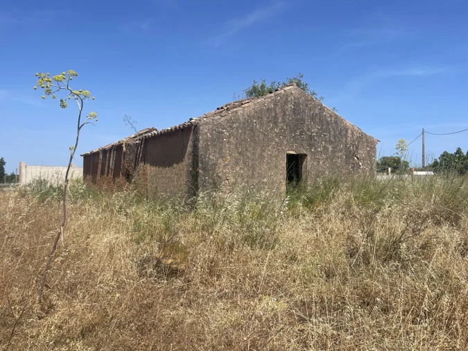 Terreno para Venda em Bensafrim e Barão de São João Foto 1