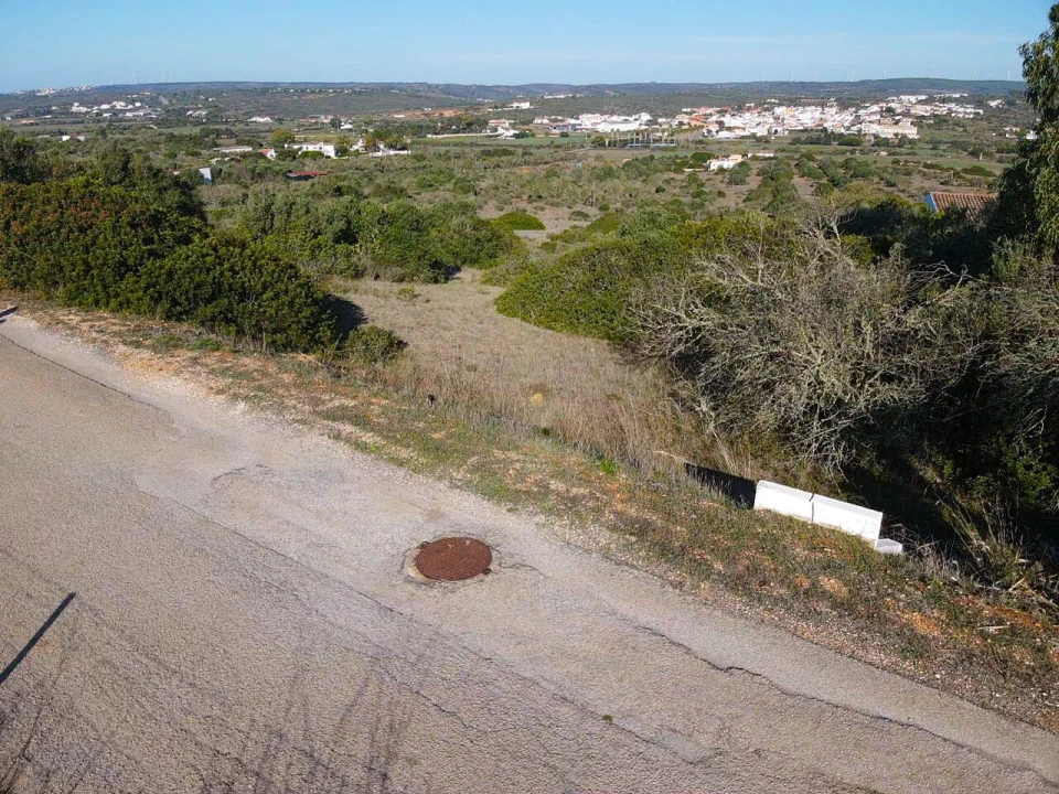 Terreno para Venda em Luz Foto 3