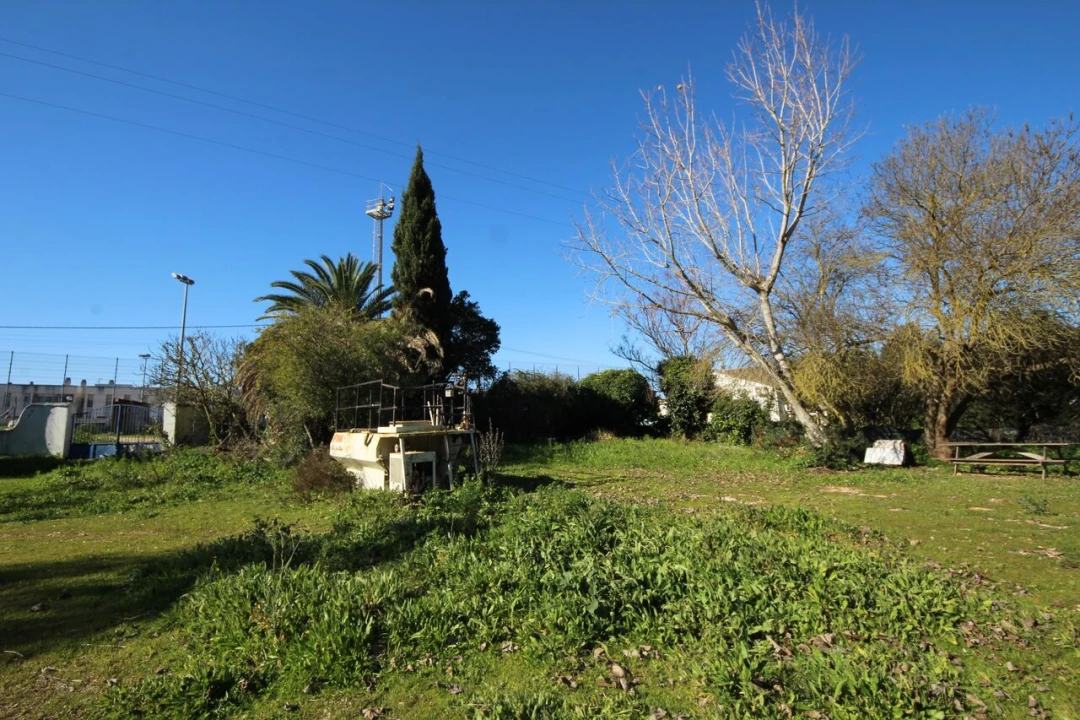 Moradia T6 para Venda em Odiaxere Foto 5