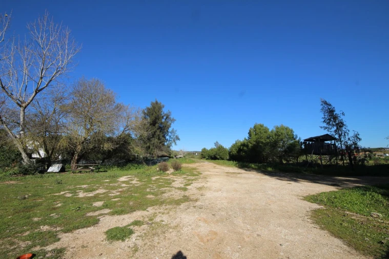 Moradia T6 para Venda em Odiaxere Foto 6