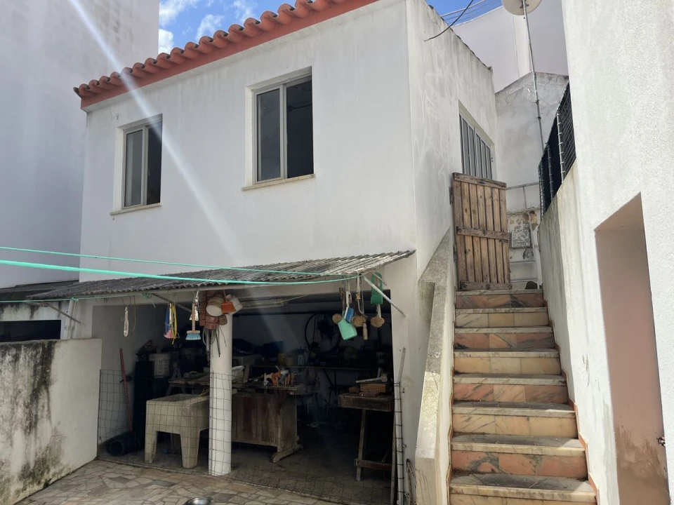 Moradia T2 para Venda em Luz Foto 16