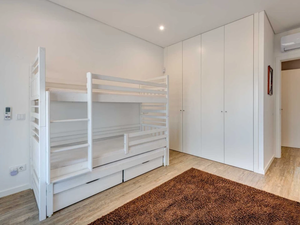 Apartamento T4 para Venda em Portimão Foto 17