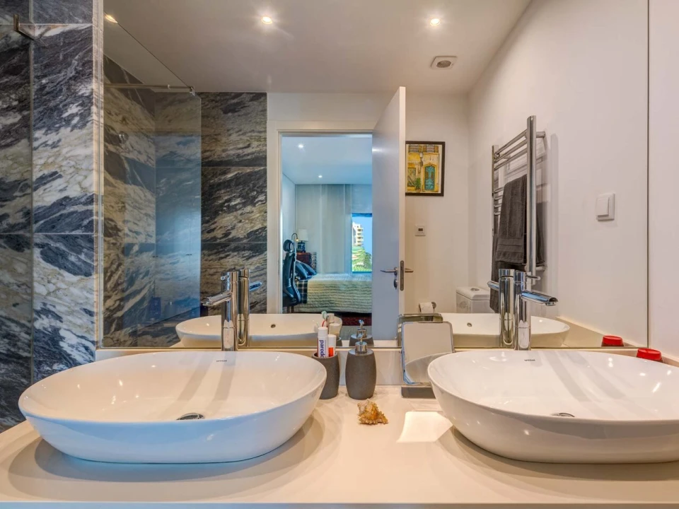Apartamento T4 para Venda em Portimão Foto 22