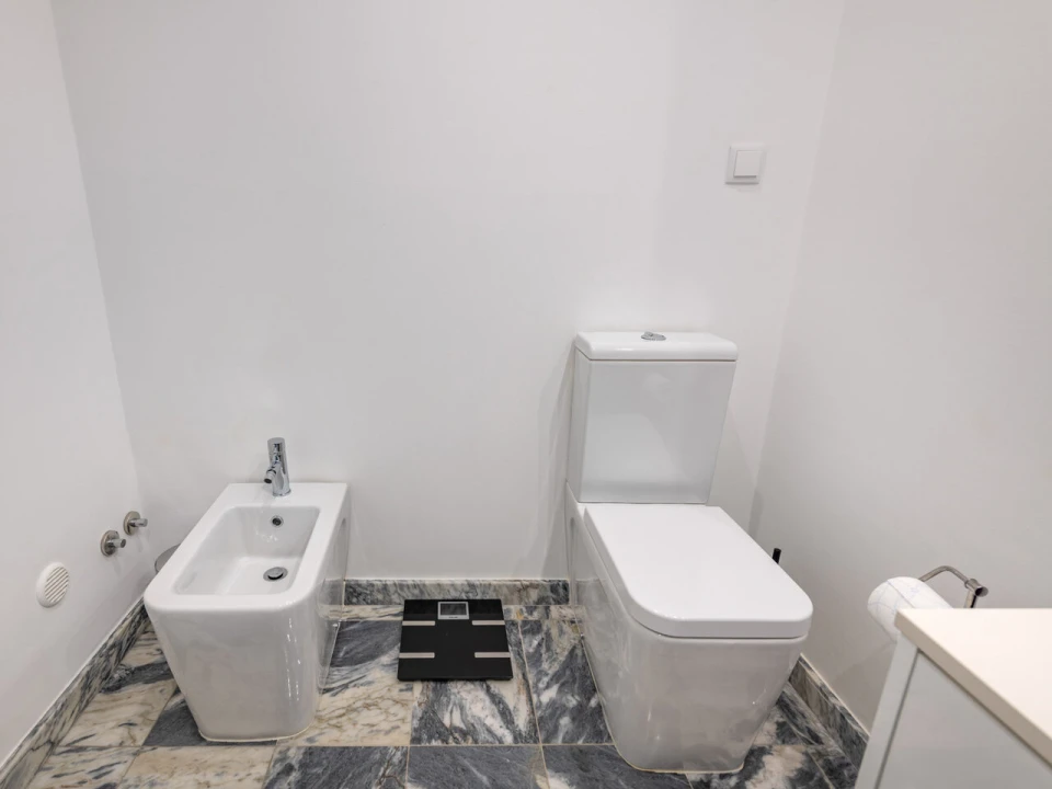 Apartamento T4 para Venda em Portimão Foto 25