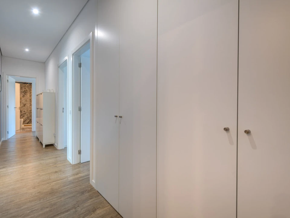 Apartamento T4 para Venda em Portimão Foto 27