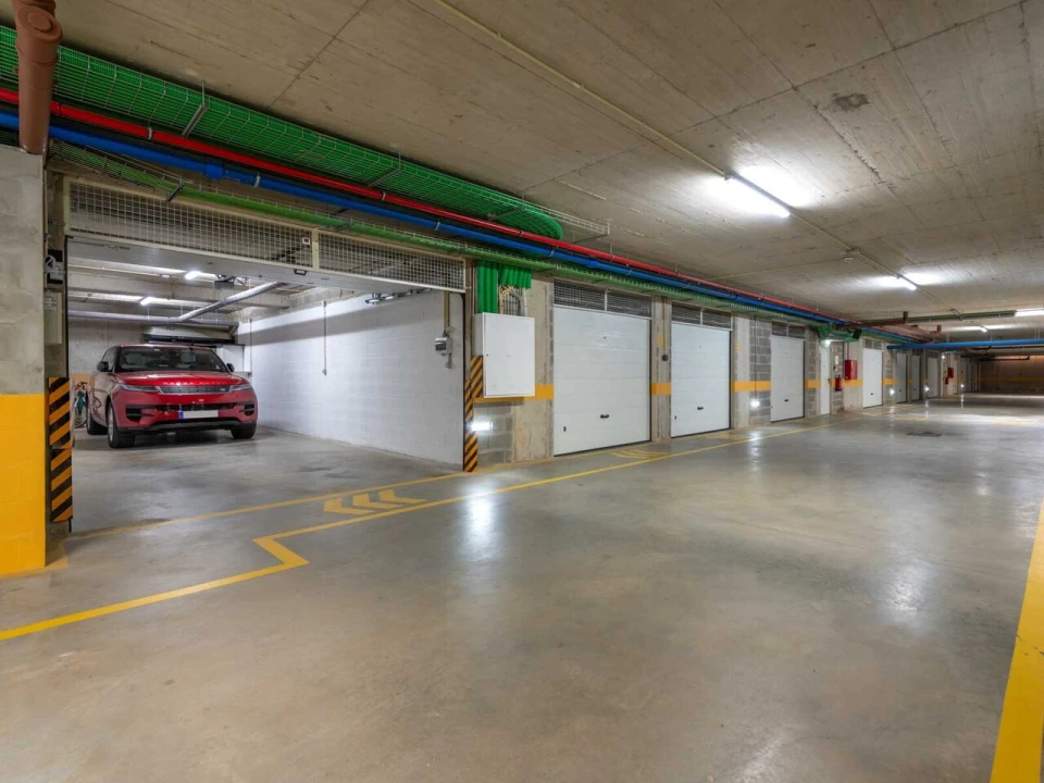 Apartamento T4 para Venda em Portimão Foto 37