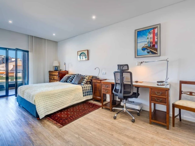 Apartamento T4 para Venda em Portimão Foto 18