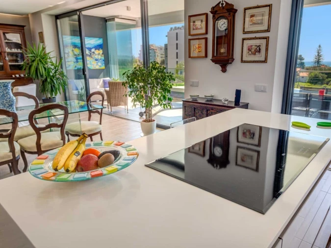 Apartamento T4 para Venda em Portimão Foto 10