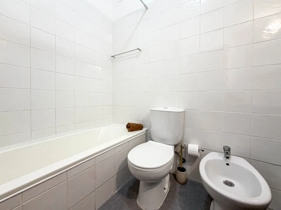 Apartamento T2 para Venda em Portimão Foto 9