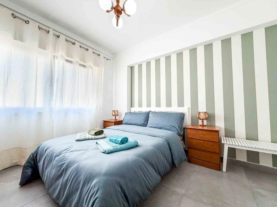 Apartamento T2 para Venda em Portimão Foto 10