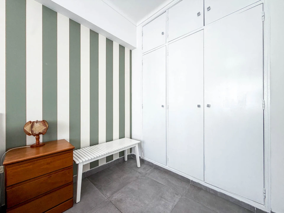 Apartamento T2 para Venda em Portimão Foto 13