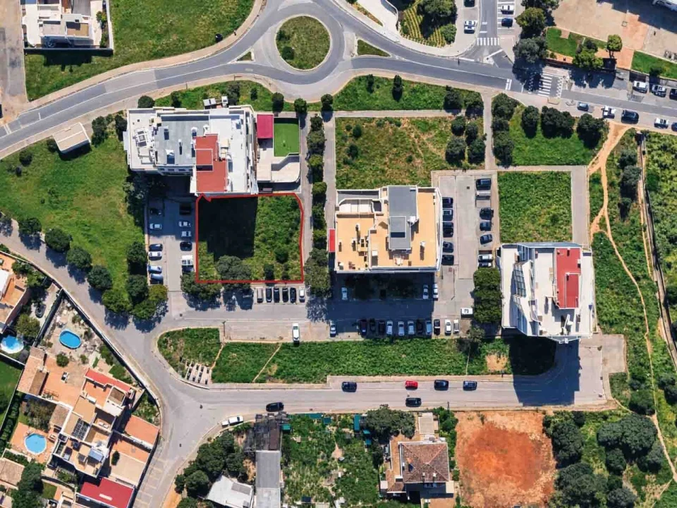 Terreno para Venda em Portimão Foto 1
