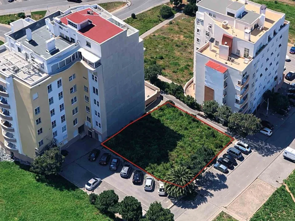 Terreno para Venda em Portimão Foto 4