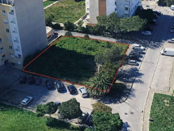 Terreno para Venda em Portimão